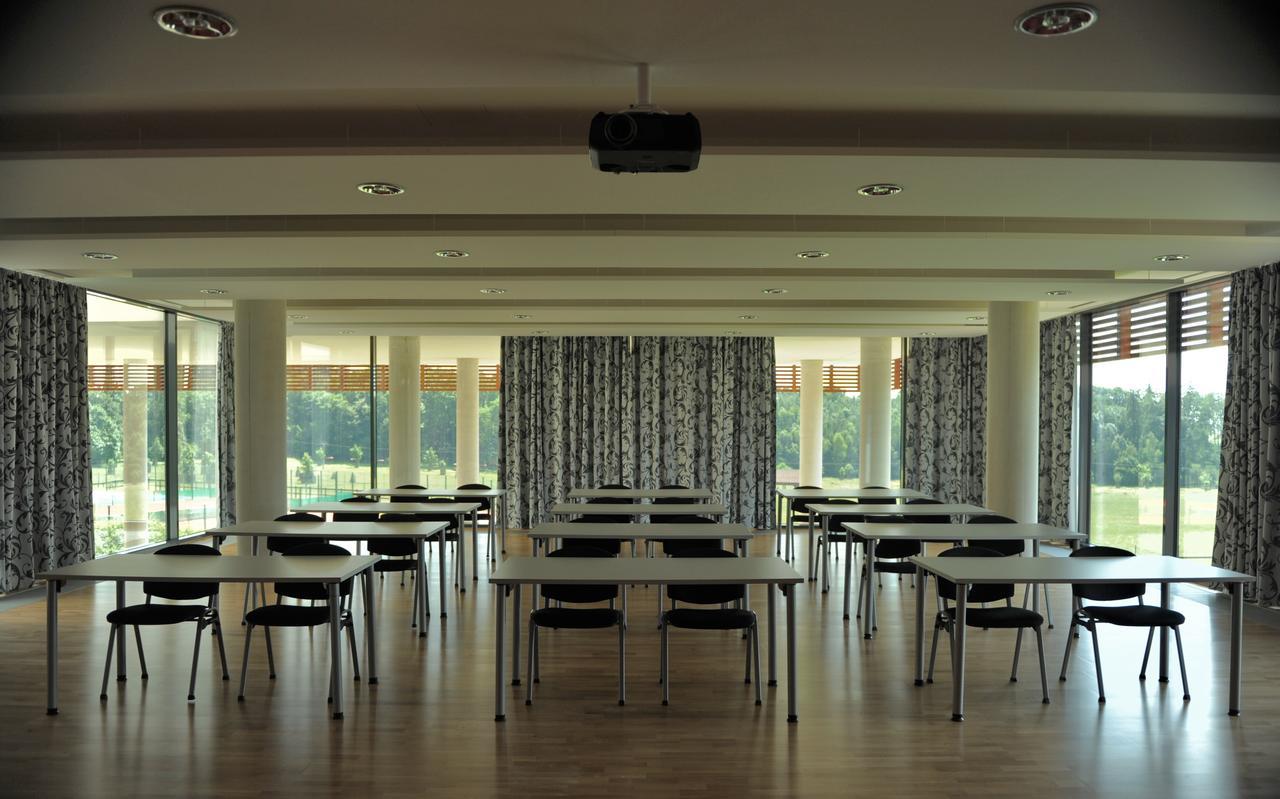 Velichovky K-Triumf Resort מראה חיצוני תמונה